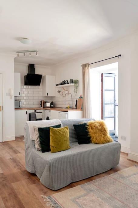 Penarth/Cardiff Bay: Deluxe Flat: 10 Mins To City! Esterno foto